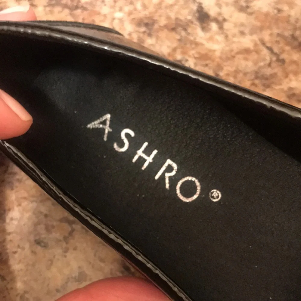 ASHRO - Picture 6 of 8